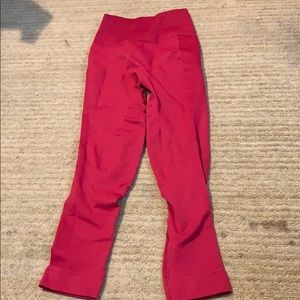 Red lululemons!